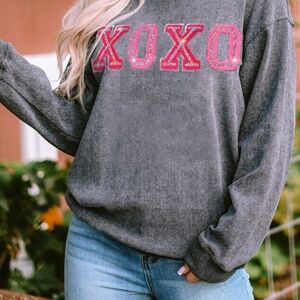 BOUTIQUE: NEW Gray Valentine Sequin XOXO Corded Crew Neck Sweatshirt​